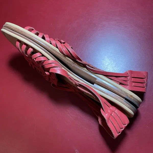 L.L.Bean Sandals 7M Red Leather Flat Tassel Slingback Bow Artsy woven festival - Image 2