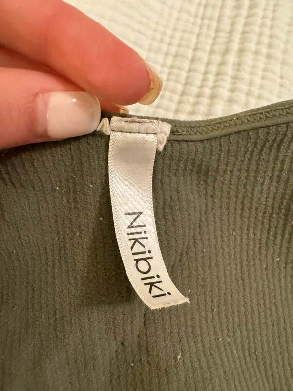 NIKIBIKI Tank Ribbed Crop Top green - Image 3