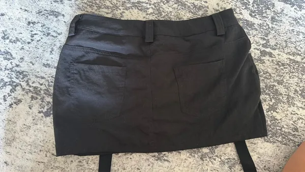 Mini Black Cargo Skirt Shein - Image 2