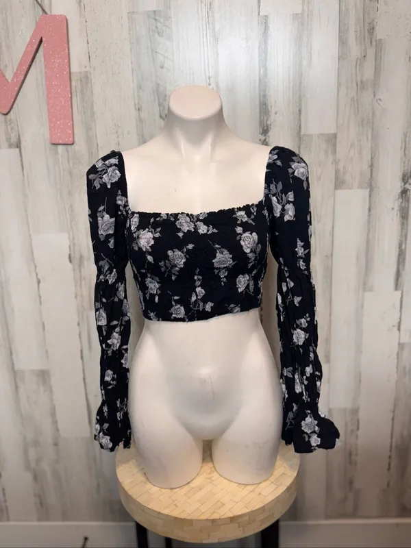 Motel Rocks Black Floral Long Sleeve Smocked Crop Top Womens Medium Milkmaid Boh - Image 7