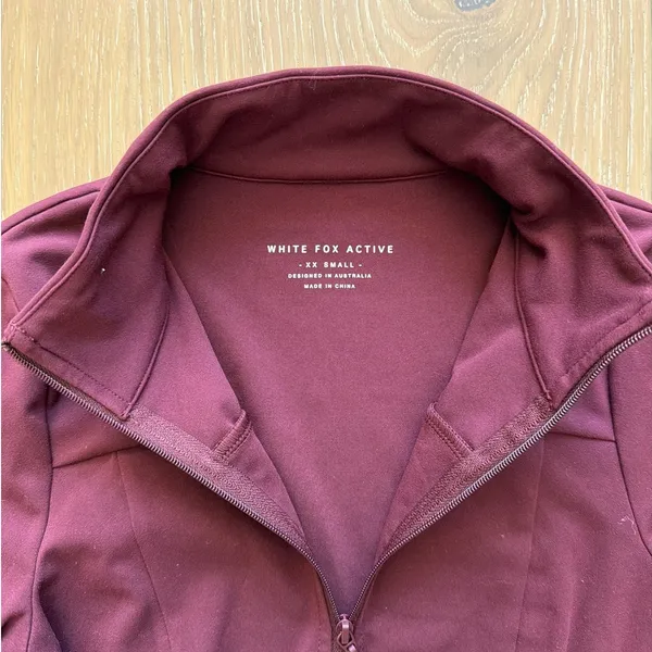 White Fox Active Jacket Race To You Size XS Merlot Burgundy - Image 2