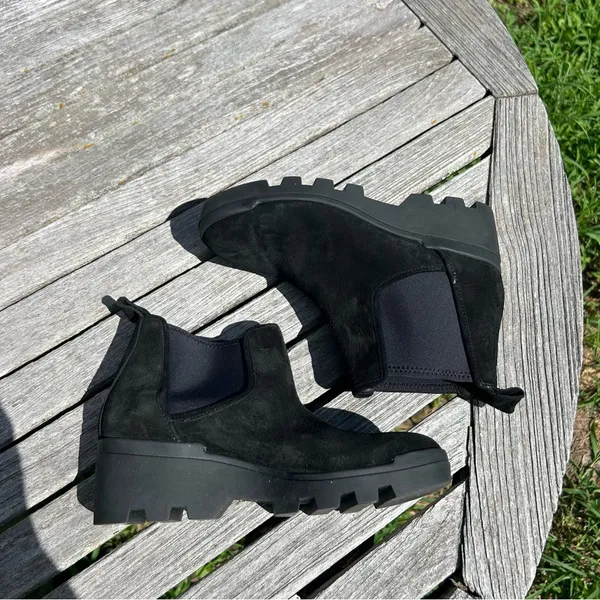 Eileen Fisher Splash Waterproof Suede Chelsea Bootie in Black,‎ size 5.5 - Image 10