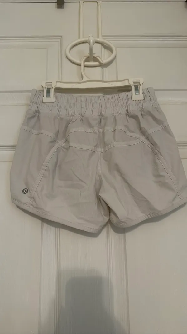 Lululemon Tracker Shorts 4" White - Image 6