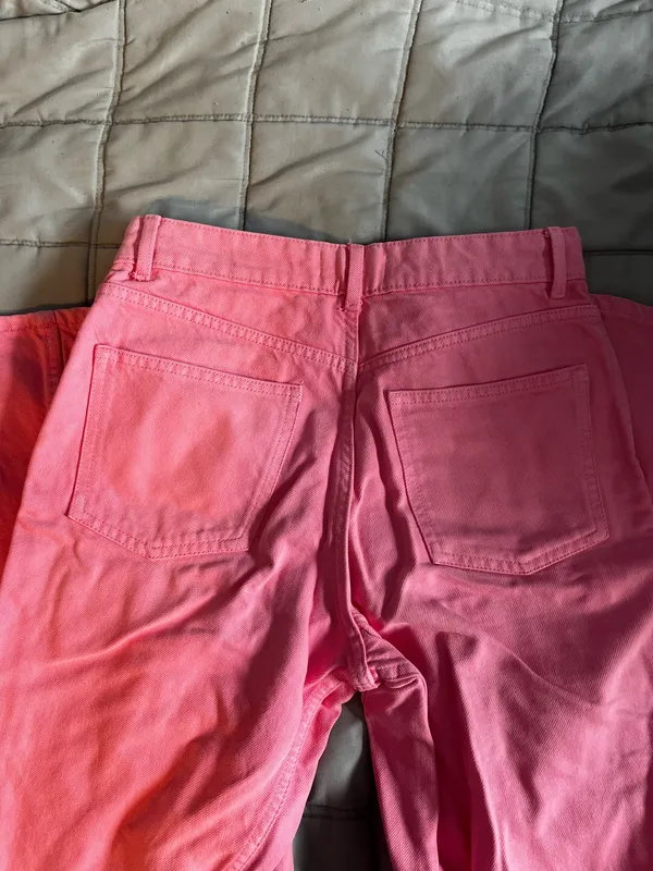Hot Pink High-Waisted ZARA Jeans - Image 3