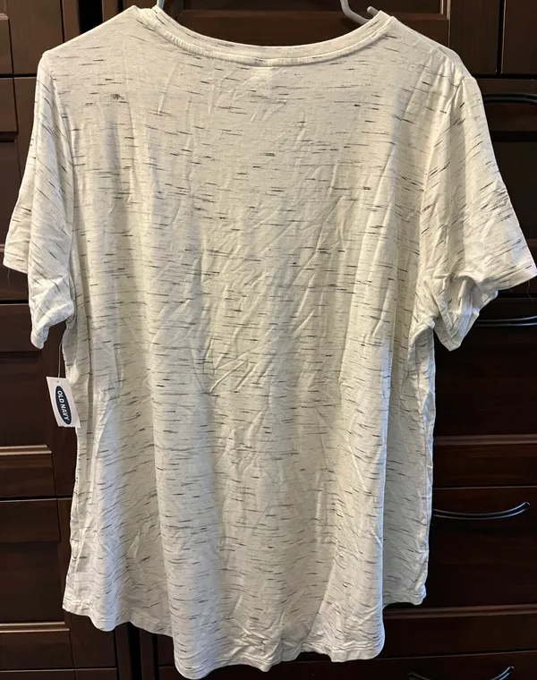 Old Navy T-shirt - Image 2