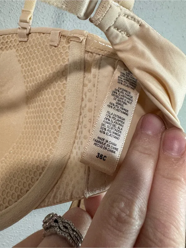 NWT Skims Multi-Way Bra 36C - Image 10