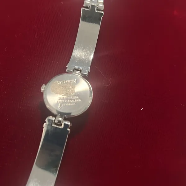 Vintage Gruen Silver Mother of Pearl Ladies Watch - Image 5