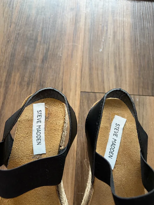 Steve Madden Sandals Black Platform - Image 4
