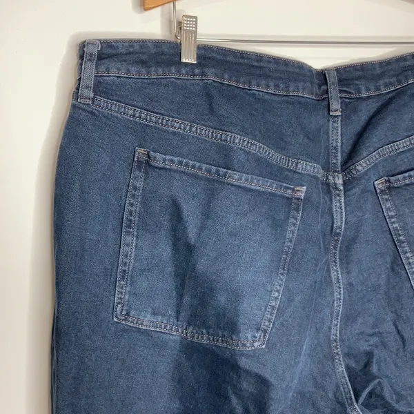 Old Navy high Rise O.G. Straight secret slim pockets size‎ 24 - Image 5