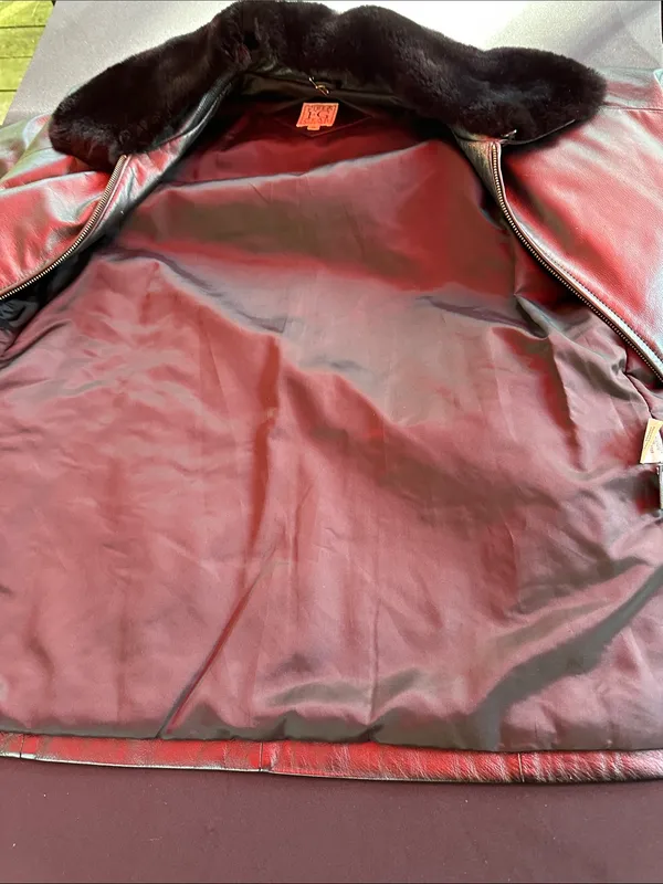 Women’s Black Leather Jacket with Fur Collar Size XL - Image 6