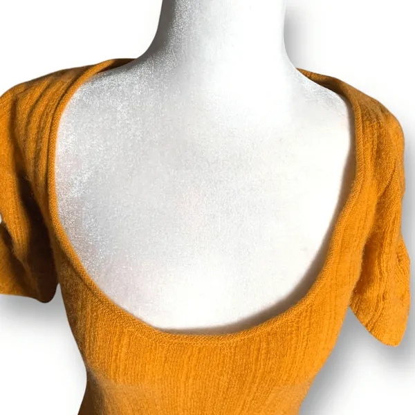 Free People Ava Cashmere Cropped Scoop Neck Sweater Short Sleeve‎ Goldenrod XS - Image 4