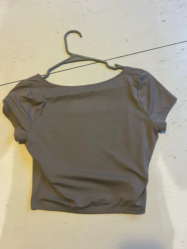 Hollister Top - Image 2