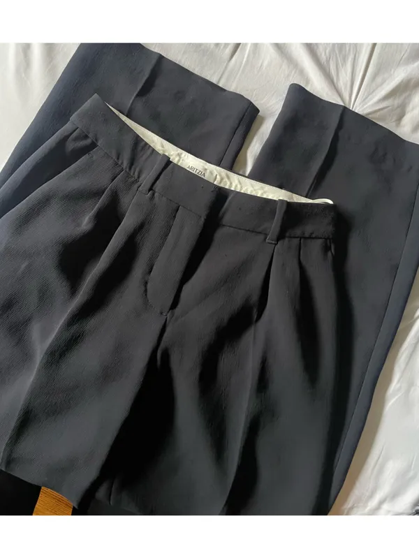 Aritzia effortless pant, low rise - Image 2