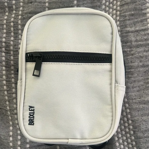 Brixley coastal crossbody sling bag White - Image 5