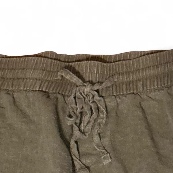 Old Navy Olive Green Drawstring linen blend Shorts - Image 3