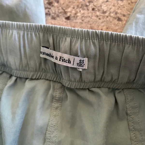 (NWOT) Abercrombie & Fitch Utility Jogger in Mint Green, Small - Image 6