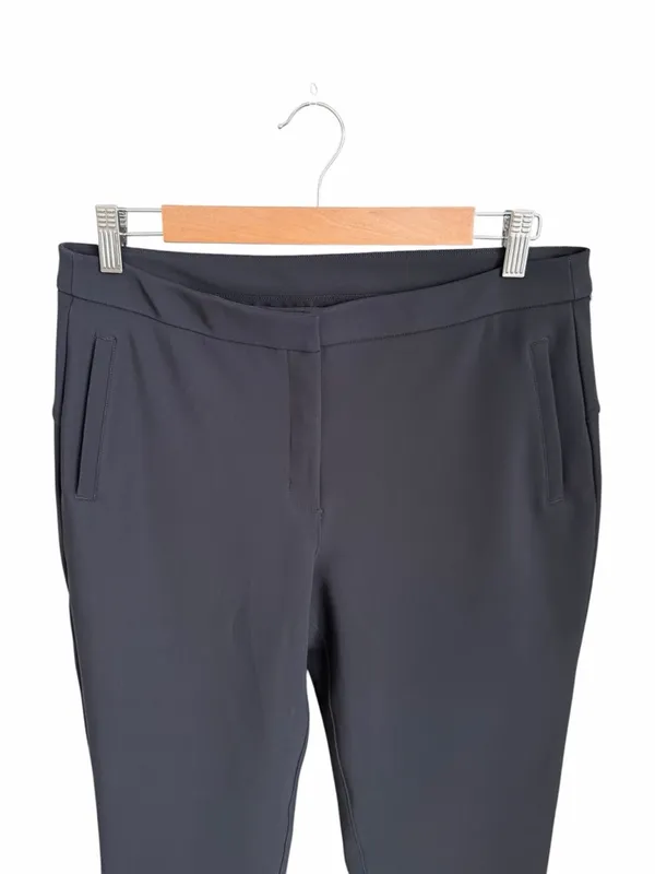 Lululemon On The Move 28” Trouser Pants Black Size 10 - Image 3