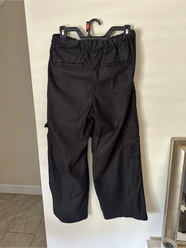 Banana Republic high rise black twill cargo wide leg cotton casual pants S - Image 6