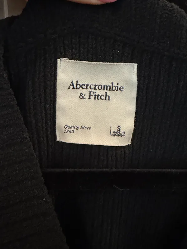 Abercrombie & Fitch Chenille Cardigan in Black, S - Image 2