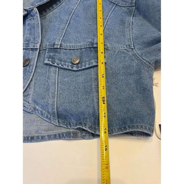 Tilly's Sz M Cropped Denim Jacket Button Up Dropped Sleeves Unlined - Image 8