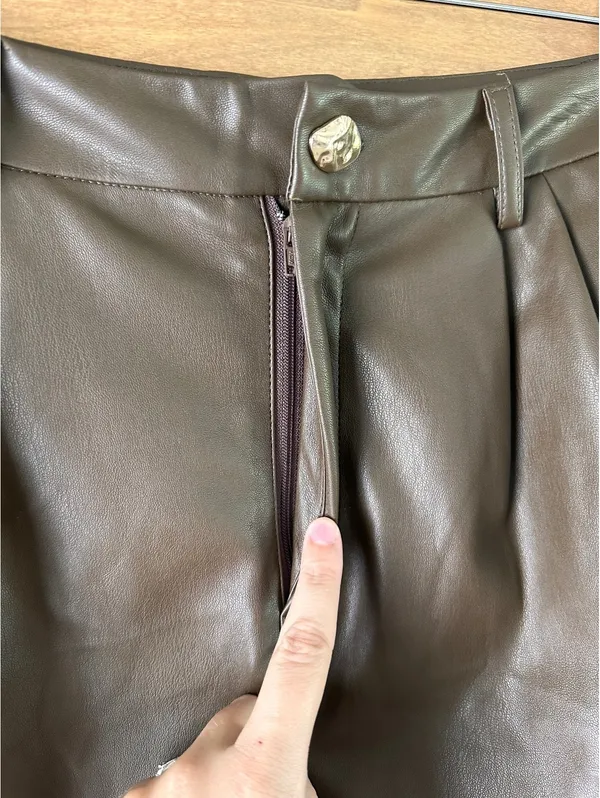 DISSH Faux Leather High Rise Shorts Chocolate Brown Women’s size AU 12 / US 8 - Image 5