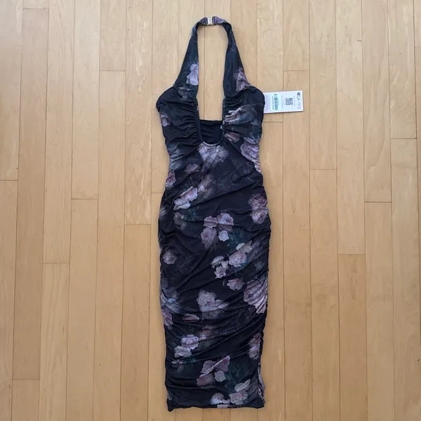 Oh Polly Ornella ruched plunge black floral midi dress - Image 2