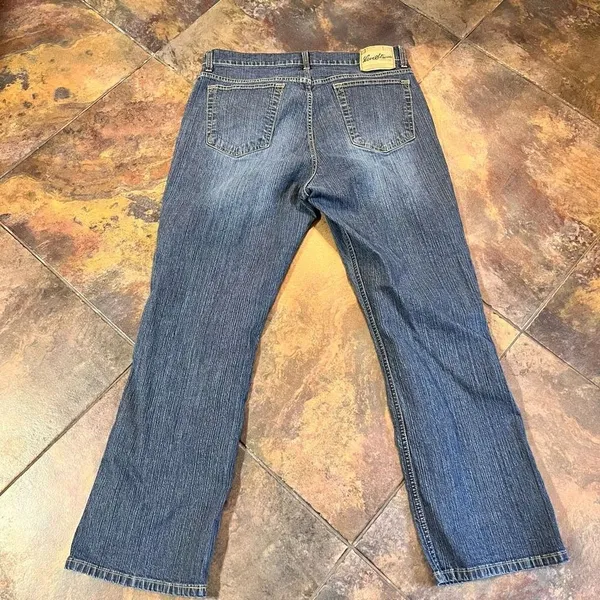 Levi's Levi Strauss Signature Bootcut Women’s 18W Medium Denim Jeans - Image 9