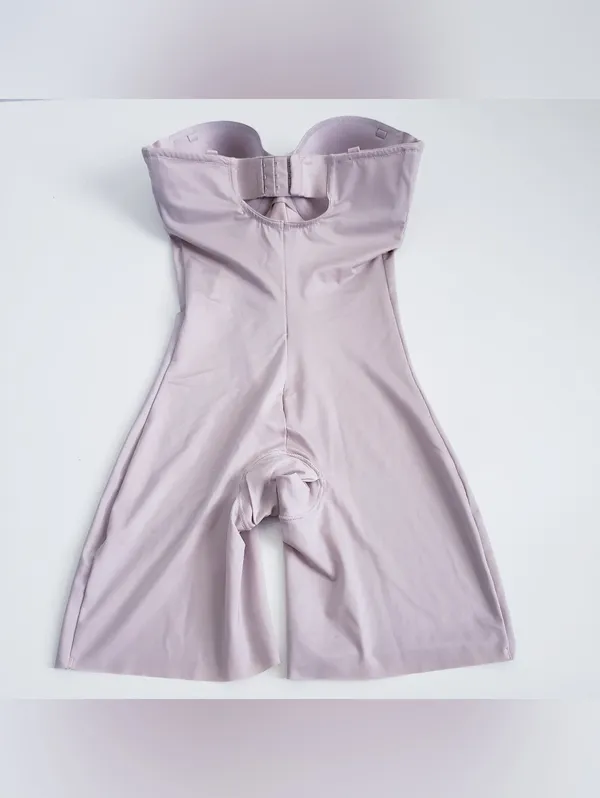 Spanx Shape Suit Your Fancy Strapless Cupped Mid Thigh Shaper - Image 6