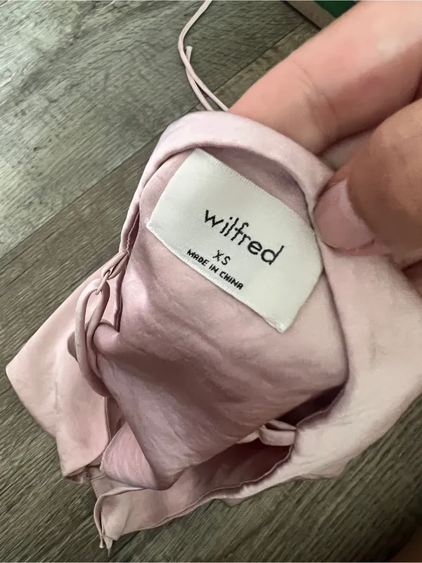 Aritzia Wilfred Blush Pink Satin Ruched Cami Top - Image 9