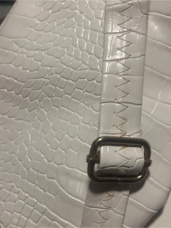 Do & Thinks DX White Croc Embossed Fanny Pack Belt Bag - Image 3