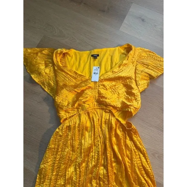 NWT Express Midi Dress - Image 2