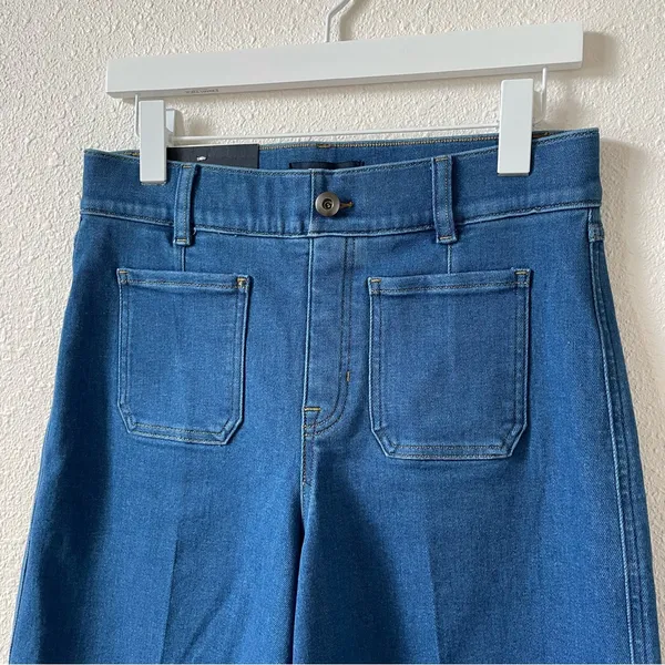 Spanx Cropped Wide Leg Jean Washed Blue Size Medium Patch Pocket Chore Retro - Image 3