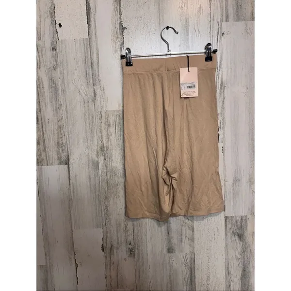 Missguided Sand Beige Cycling Shorts Women’s Size US 6 | Stretchy Loungewear Bik - Image 9