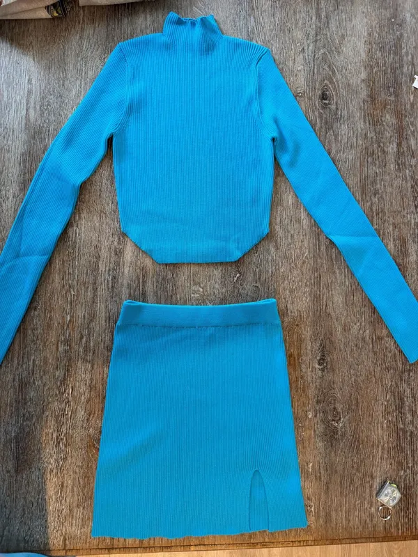 Klassy Network Klesis Mini Mock Neck Long-Sleeve Ribbed Top and the matching Ribbed Mini Skirt with Side Split - Image 6