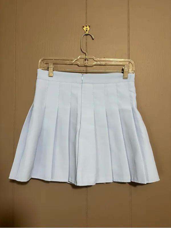 Pleated Light Blue Mini Skirt Size L - Image 4