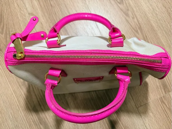 Victorias Secret Beige Canvas Satchel Bag Hot Pink Patent Trim Gold Hardware - Image 6