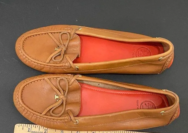 TORY BURCH Ashby Royal Tan Leather Loafers Driving Shoes Size 7 - Image 14