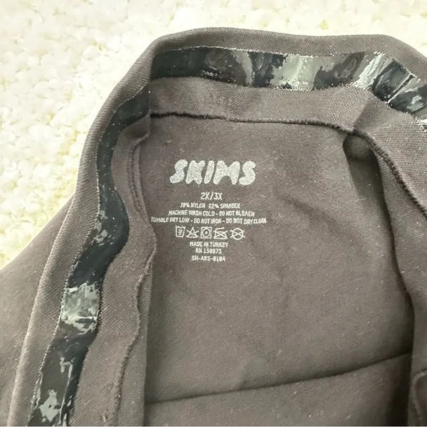 SKIMS Butt Enhancing Shaper Shorts - Image 6