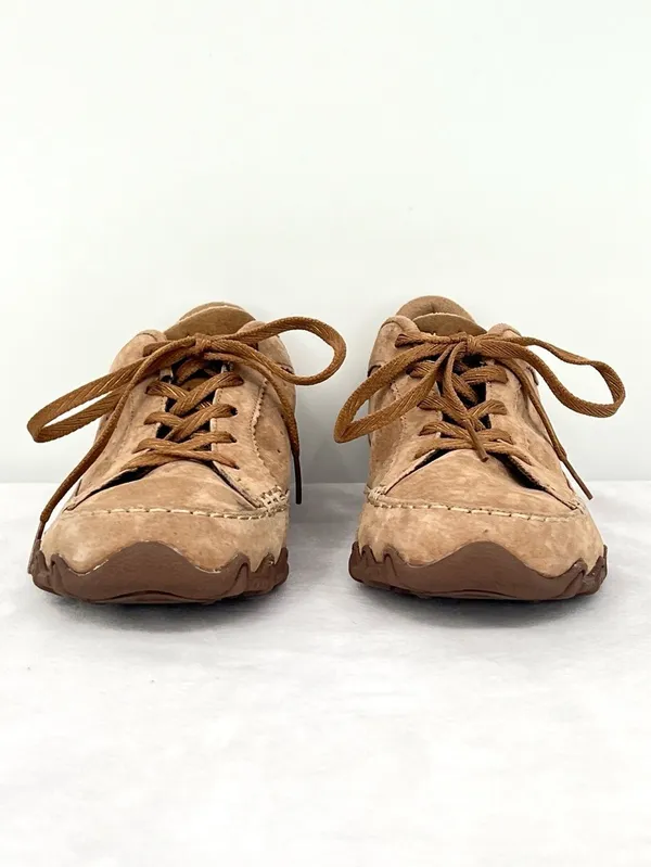 Skechers Relaxed Fit Suede Leather Oxford Sneakers Tan DSCH 44703 Women Size 6 - Image 2