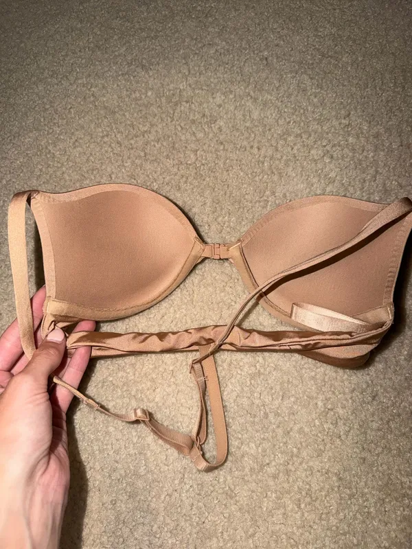 SKIMS Bra Push-Up - Image 4