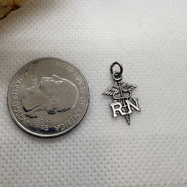 Vintage Sterling Silver‎ RN Nurse Caduceus Charm Pendant Medical Jewelry 0.81g - Image 4