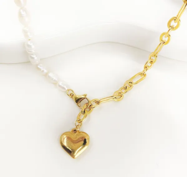 Pearl Beads Heart Pendant Gold Necklace - Image 2