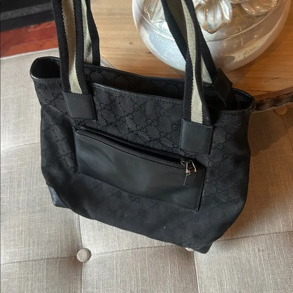 Gucci GG Canvas Shoulder Bag - Image 4