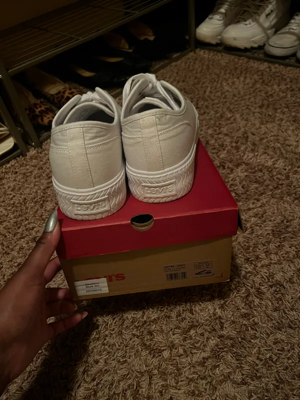 Levi's white platform sneakers - Image 2