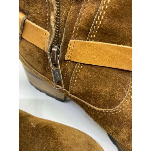 UGG Brown Leather Boots Size 6 - Image 6
