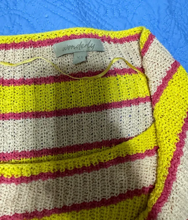 Oversized Cropped Sweater Size XL - Image 2