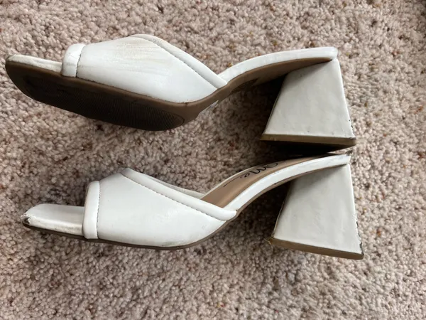 Forever 21 white block heels  - Image 2