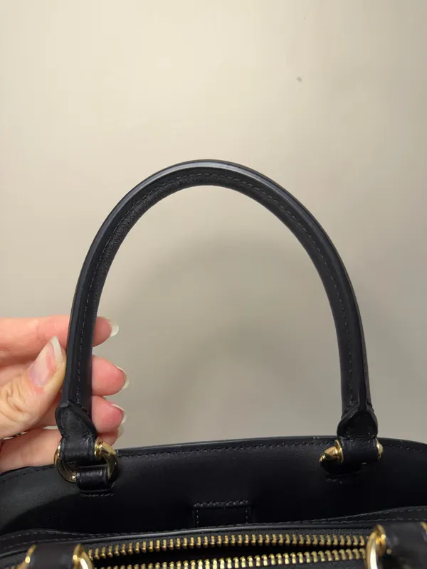 Coach - Image 11