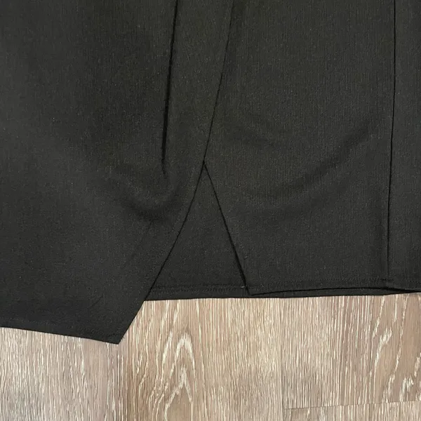 H&M Black Wrap Skirt Size Medium - Image 2