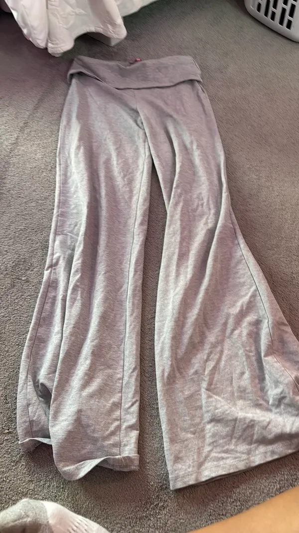 Edikted Grey foldover - Image 2